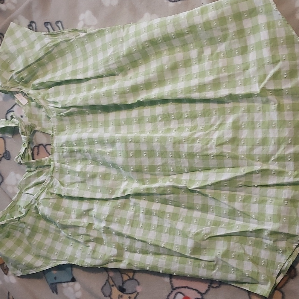 Lauren Conrad small sleeveless top